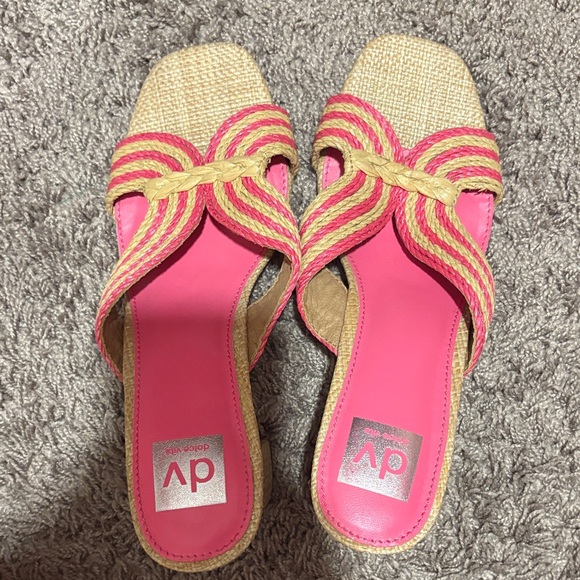 DV by Dolce Vita Pink and Tan Sandals - Picture 1 of 3